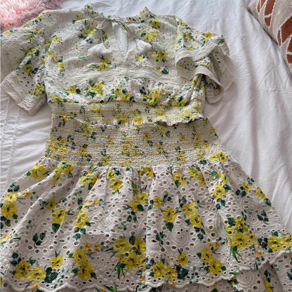 Alice + Olivia Tabitha Eyelet Set - Floral Crop Top (Large) & Skirt Set (10) - Picture 16 of 16
